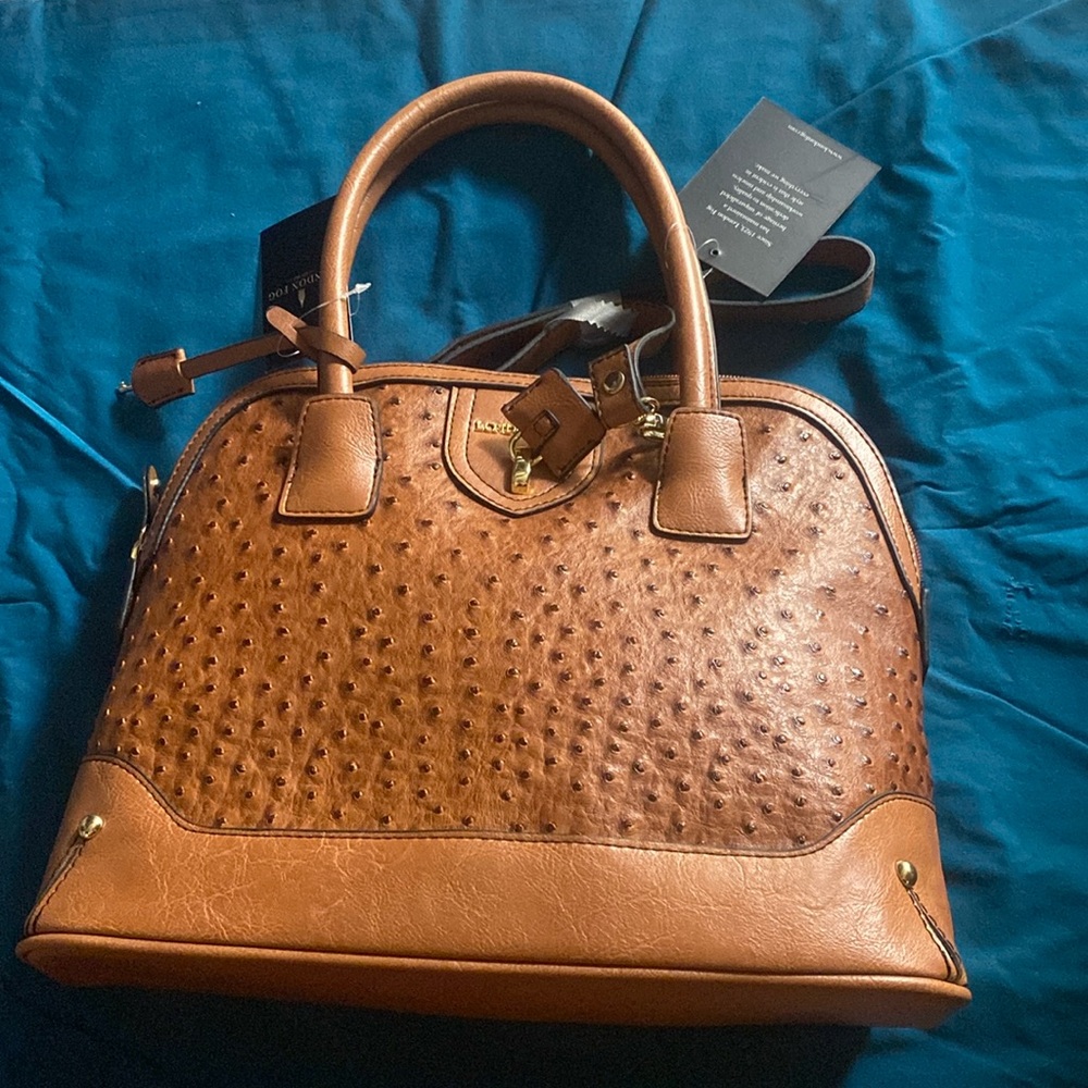 London fog purse